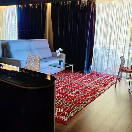 Alba Apartahotel *
